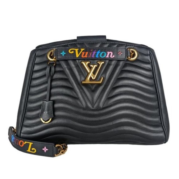 Louis Vuitton Handbags - Louis Vuitton New Wave Chain Black Leather Tote